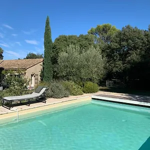 Bed & Breakfast Maison Les Chenes, Eygalières